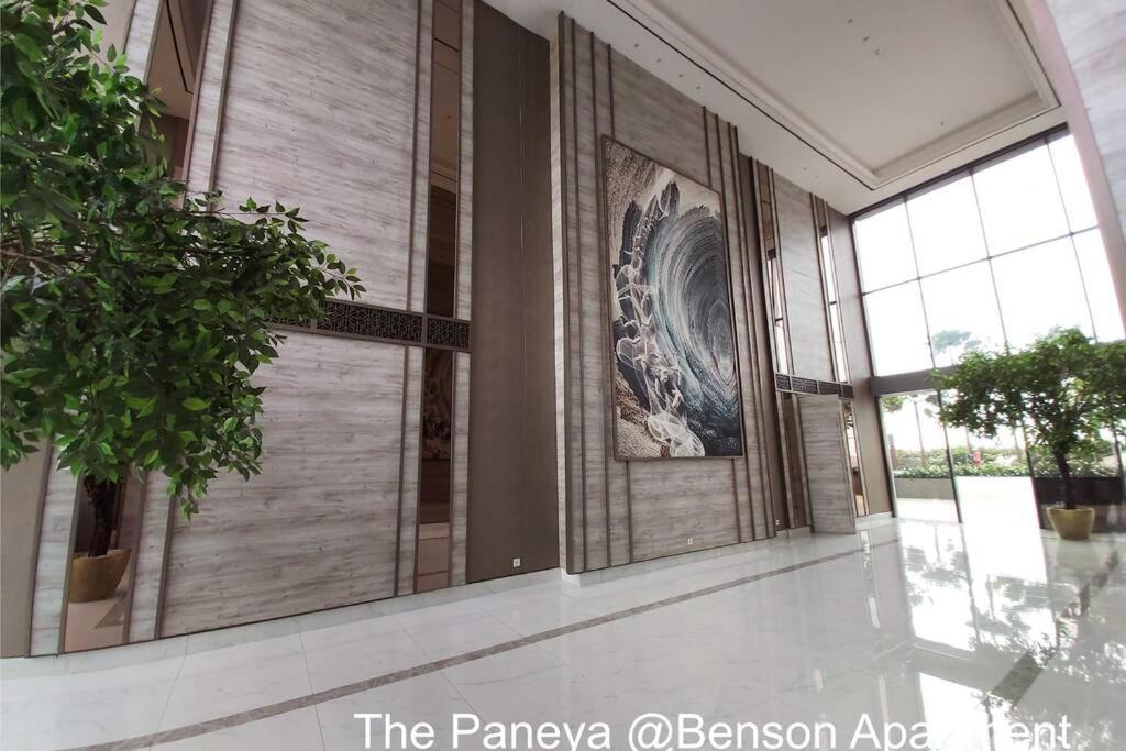 The Paneya @Benson Apartment Surabaya Buitenkant foto