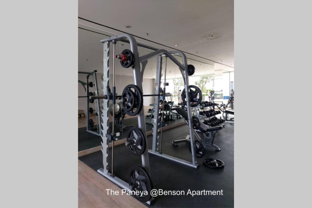 The Paneya @Benson Apartment Surabaya Buitenkant foto